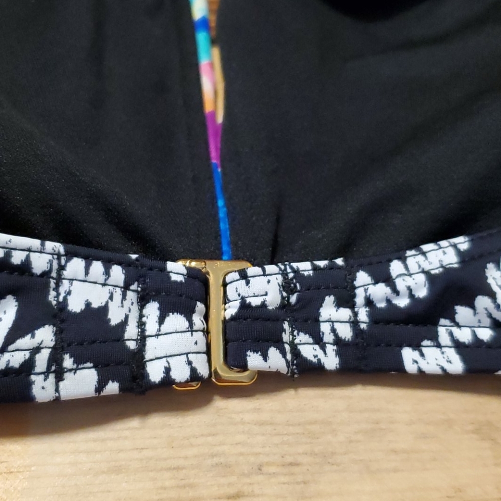 Bar III Women's Bikini Top Size XL #E18 - Picture 9 of 11